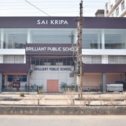 सीबीएसई के नाम पर गुमराह करने का आरोप, दो निजी स्कूलों की जांच के लिए टीम गठित