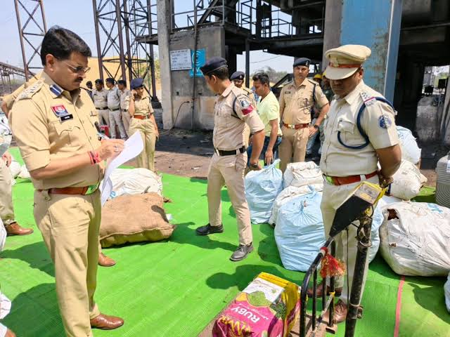 बिलासपुर: नष्टीकरण के दौरान 5 किलो गांजा गायब, फैक्ट्री के दो कर्मचारी गिरफ्तार