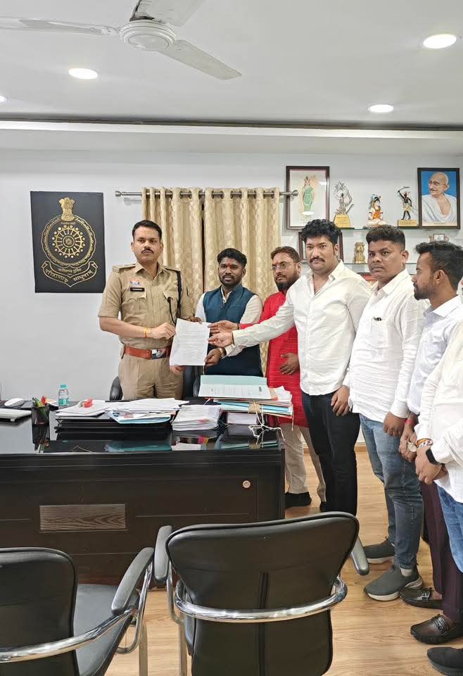 मिरर छत्तीसगढ़ की कथित पत्रकार सोमा देवांगन के फिर बिगड़े बोल से मचा बवाल, मुख्यमंत्री पर अभद्र टिप्पणी को लेकर कार्रवाई की मांग