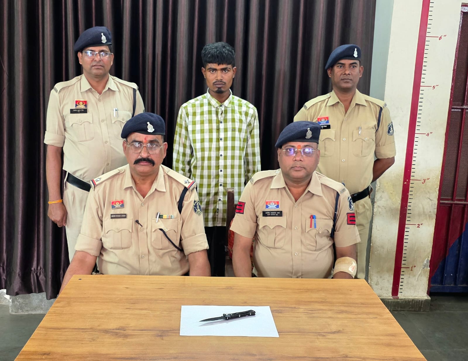 जांजगीर में चाकू लहराकर लोगों को डराने वाला आरोपी गिरफ्तार, हथियार जब्त