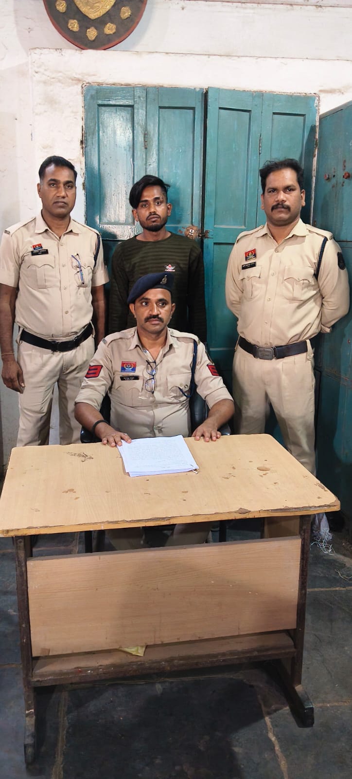 बिलासपुर: धारदार हथियार लहराकर दहशत फैलाने वाले 2 आरोपी गिरफ्तार