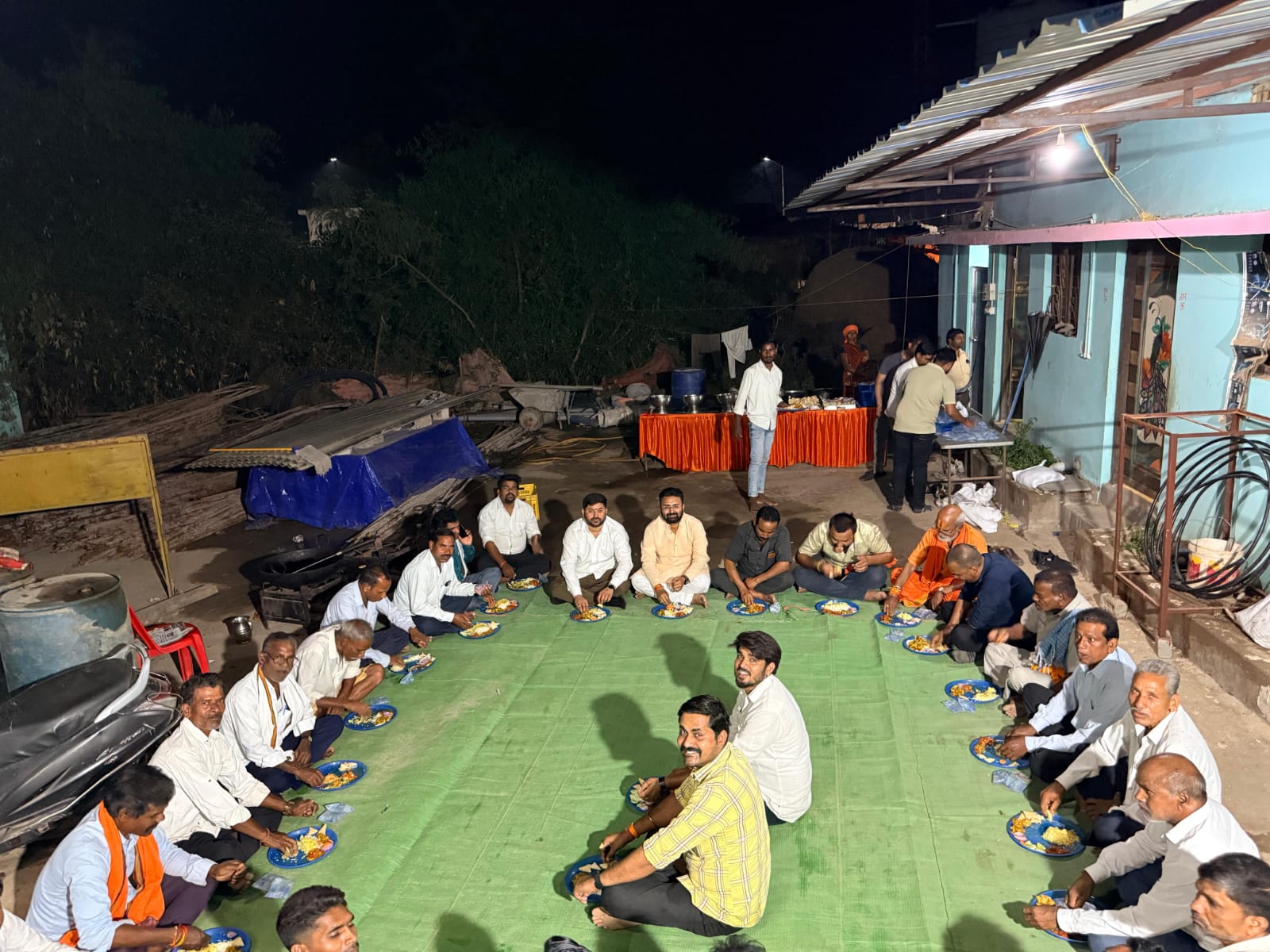 “समरसता दिवस” पर भाजयुमो बिलासपुर ग्रामीण द्वारा समरसता भोज आयोजन