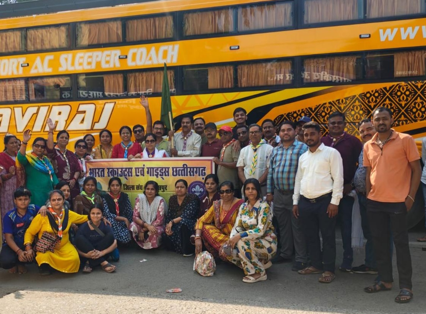 नेपाल प्राकृतिक अध्ययन हेतु बिलासपुर से स्काउट्स-गाइड्स रवाना