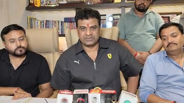 अंगूठी एक्सचेंज में गड़बड़ी का आरोप, पीसी ज्वैलर्स के खिलाफ सर्राफा एसोसिएशन की एसपी से शिकायत