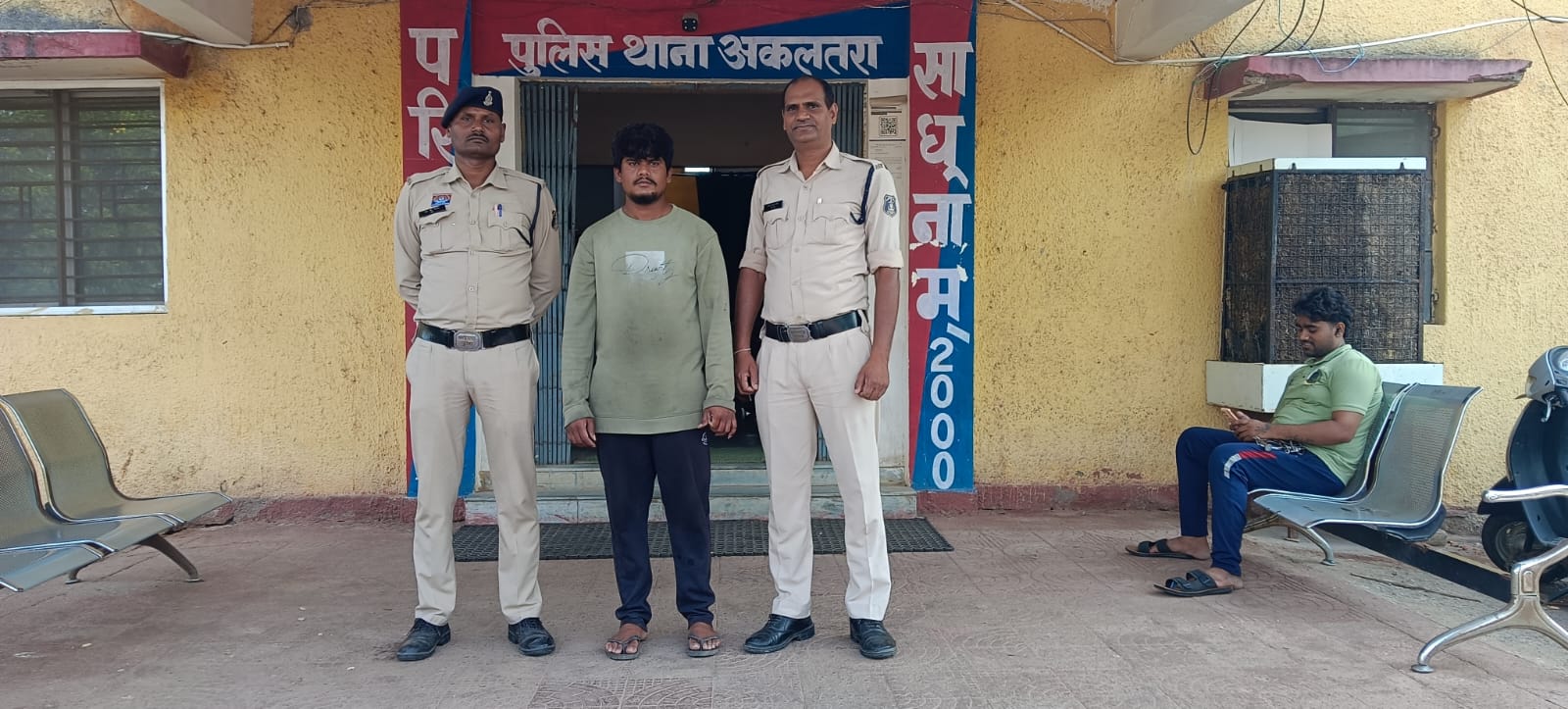 शराब के लिए मां से पैसे मांगकर की मारपीट, आरोपी पुत्र गिरफ्तार