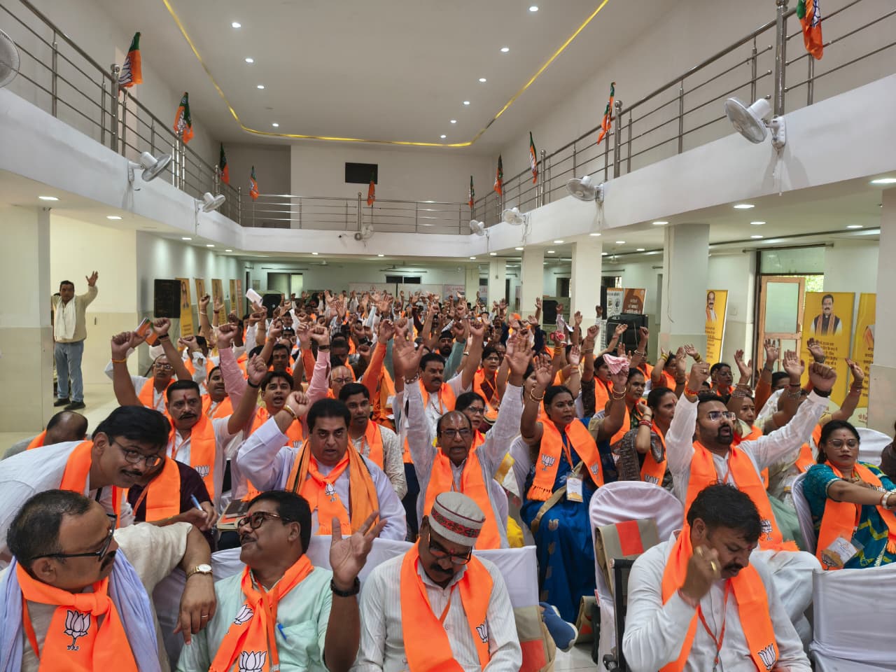 भाजपा प्रशिक्षण वर्ग में देश बाह्य और आंतरिक चुनौतीयों से रूबरू हुए कार्यकर्त्ता, भाजपा के प्रशिक्षण शिविर के प्रथम दिवस सात सत्रों में चली कक्षाएं,वैचारिक दृष्टि से कार्यकर्ताओ को सशक्त बनाने दिए जा रहे प्रशिक्षण