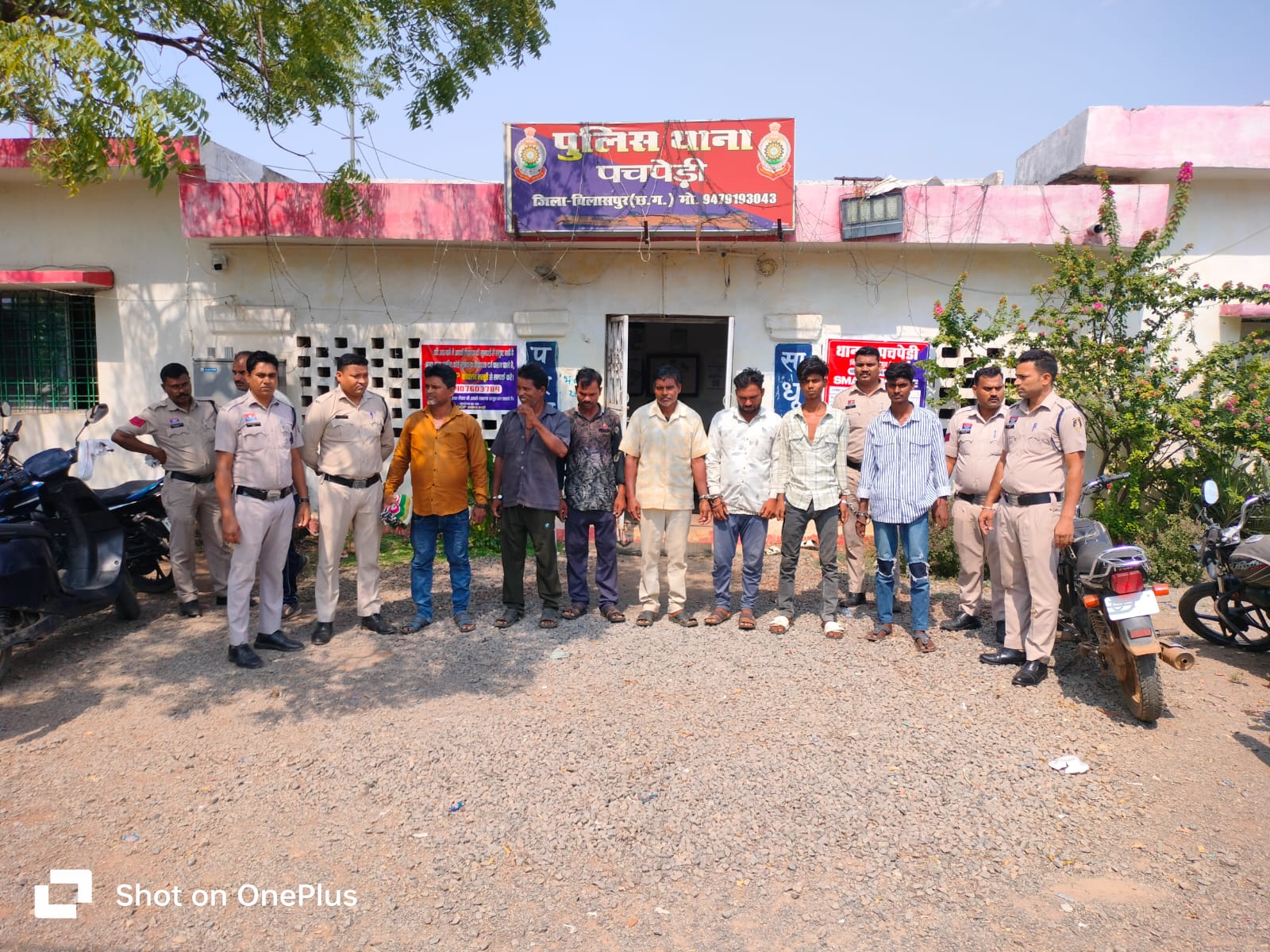 बाइक टकराने की बात पर खूनी झड़प, 7 आरोपी और 2 नाबालिग गिरफ्तार