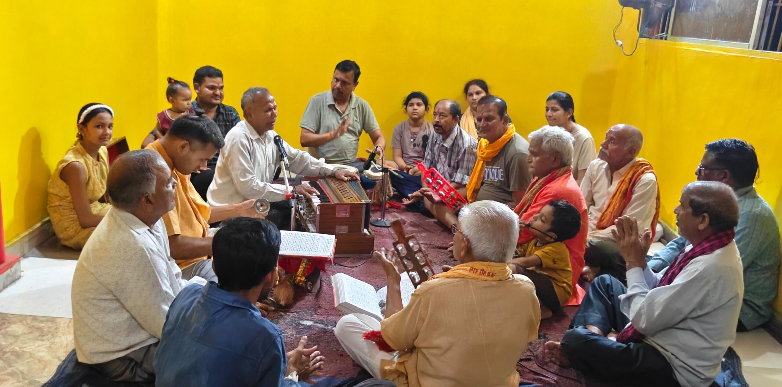 पुरुषोत्तम मास में नृसिंह मंदिर में धार्मिक अनुष्ठान व भंडारे का आयोजन, उमड़ी श्रद्धालुओं की भीड़