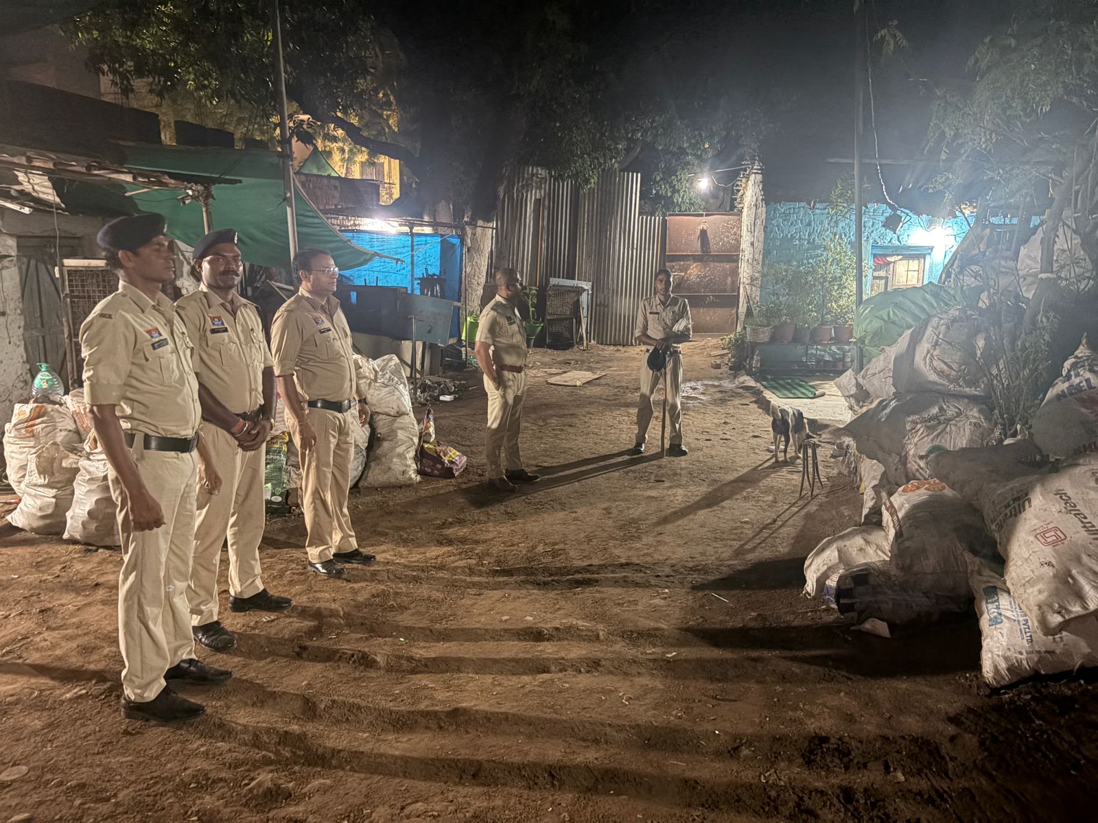 बिलासपुर में अवैध कबाड़ कारोबार पर पुलिस की बड़ी कार्रवाई, 40 गोदाम सील