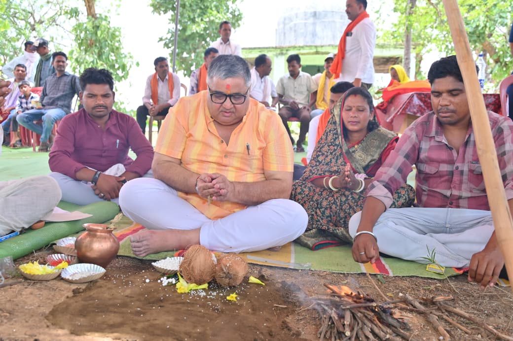 पर्यटन,धर्मस्व मंत्री राजेश अग्रवाल ने लक्ष्मणगढ़, शंकरपुर, कुमदेवा और सायर में मंदिर विकास कार्यों का किया भूमि पूजन,,,,