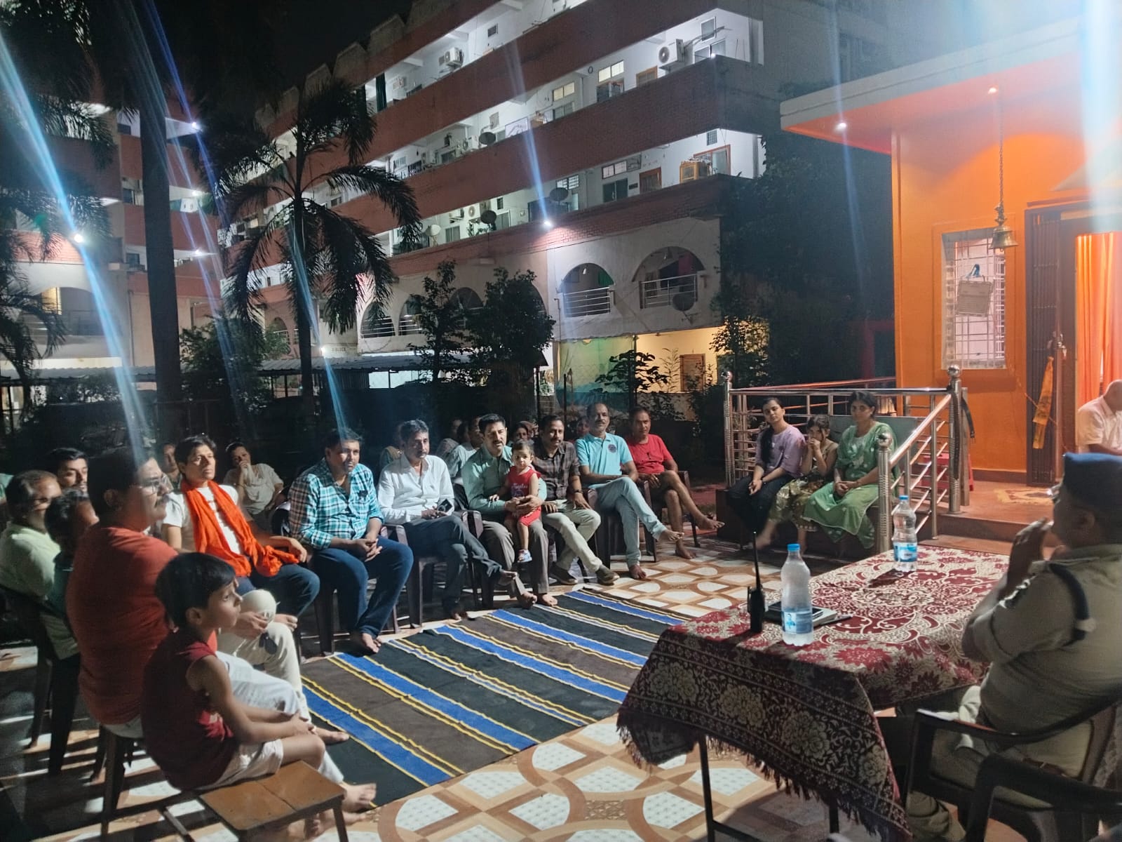 तोरवा पुलिस ने चलाया साइबर जागरूकता अभियान, लोगों को डिजिटल ठगी से बचने के बताए उपाय