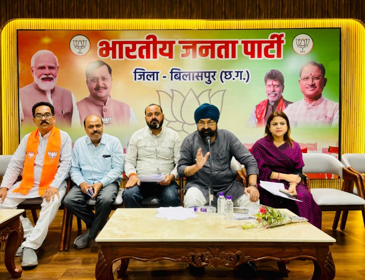 प्रधानमंत्री नरेंद्र मोदी के 12 साल पूर्ण होने पर आयोजित होने वाले जनसंपर्क अभियान के लिए बनी रणनीति