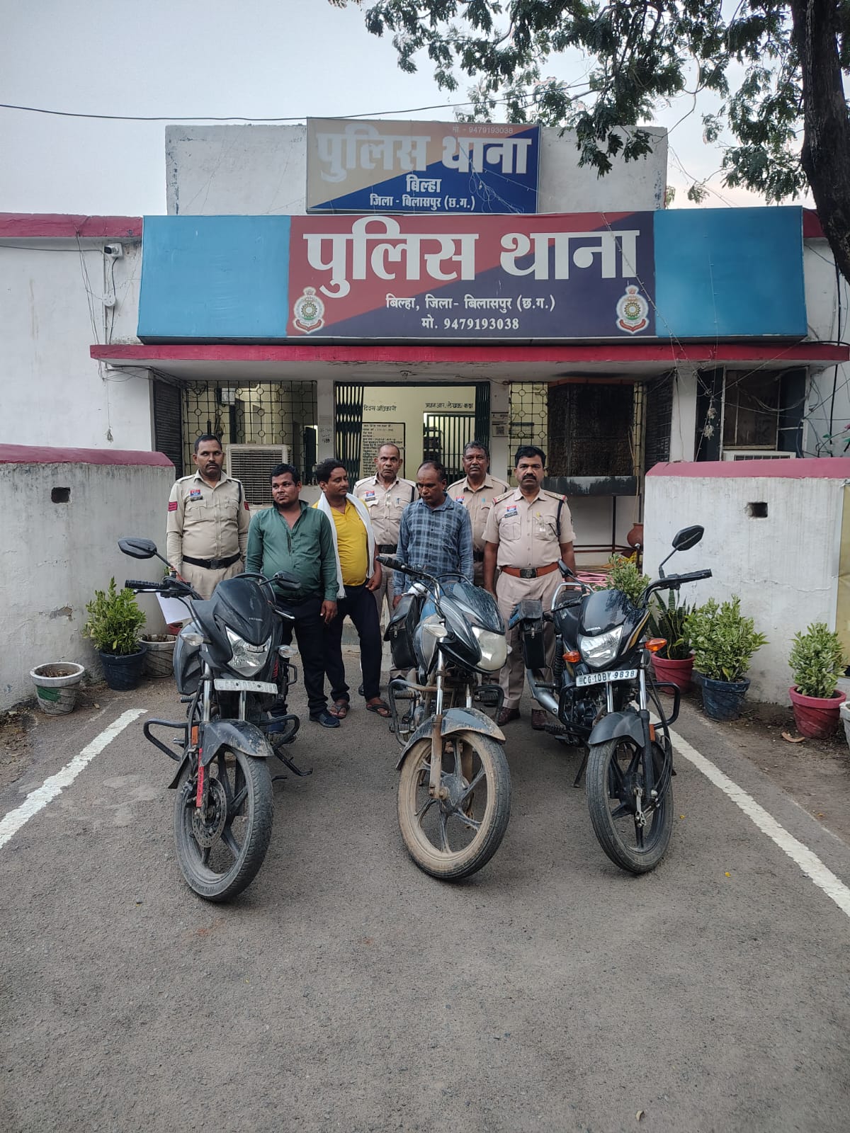फार्म हाउस के पीछे नदी किनारे जुआ खेलते तीन आरोपी गिरफ्तार