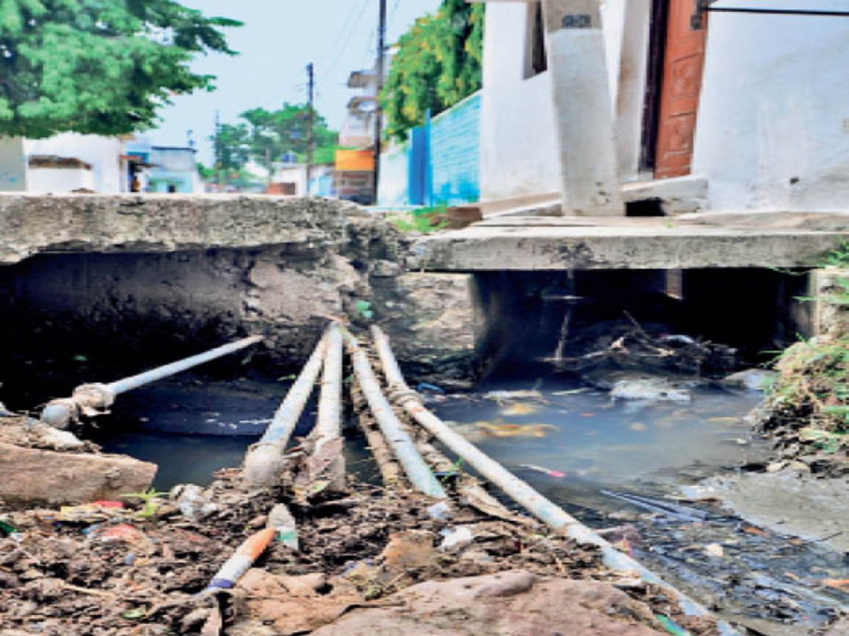 बारिश से पहले सरकार अलर्ट: निकायों को 15 सख्त निर्देश, हर शहर में बनेगा 24 घंटे फ्लड कंट्रोल रूम