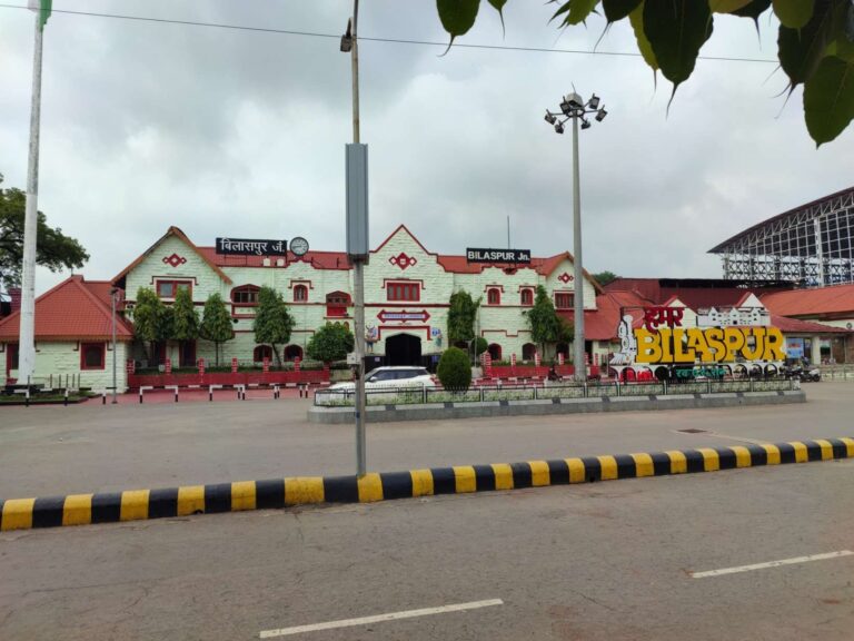 bilaspur-railway-station-bharti-nagar-bilaspur-chhattisgarh-railway-station-et9vj332nh_copy_1643x1232.jpg